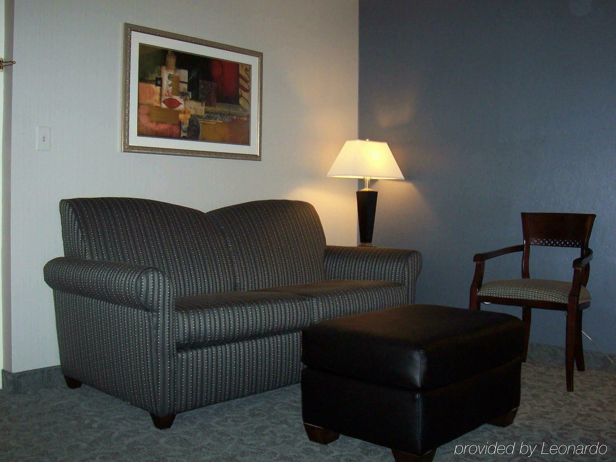 Holiday Inn & Suites Chicago-Carol Stream Wheaton By Ihg Interior photo